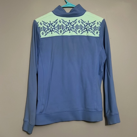 Vineyard Vines Light Blue sheep shirt. Size small - Picture 6 of 6